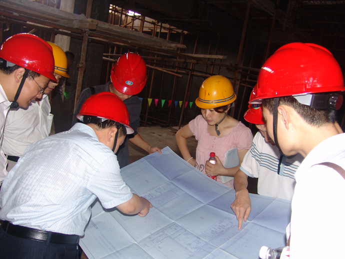 av女优
与学校基建处进行仙林工科实验大楼建设对接