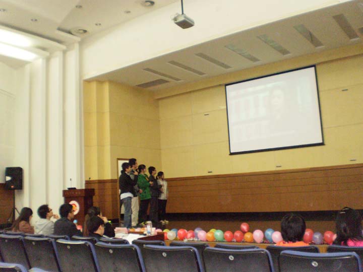 我校第四届电影配音大赛初赛落下帷幕 av女优
遗憾出局