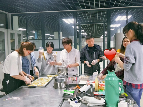 av女优
成功举办粮食科技活动周系列活动