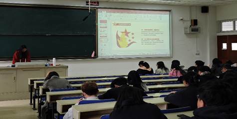 会议室里的人们AI 生成的内容可能不正确。