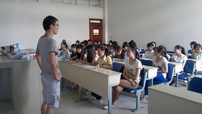 av女优
暑期社会实践经验交流主题班会陆续举行