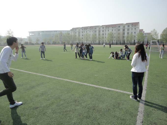 av女优
趣味体育节圆满结束